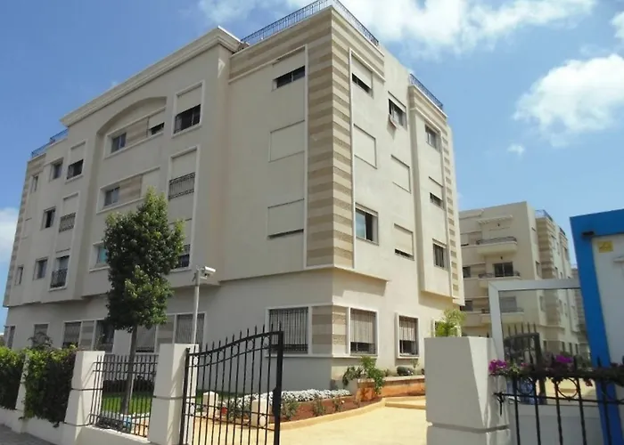 Oasis Square Apartment